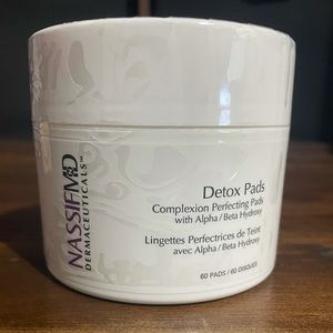 Nassif MD Detox Complexion Perfecting Pads 60 Pads